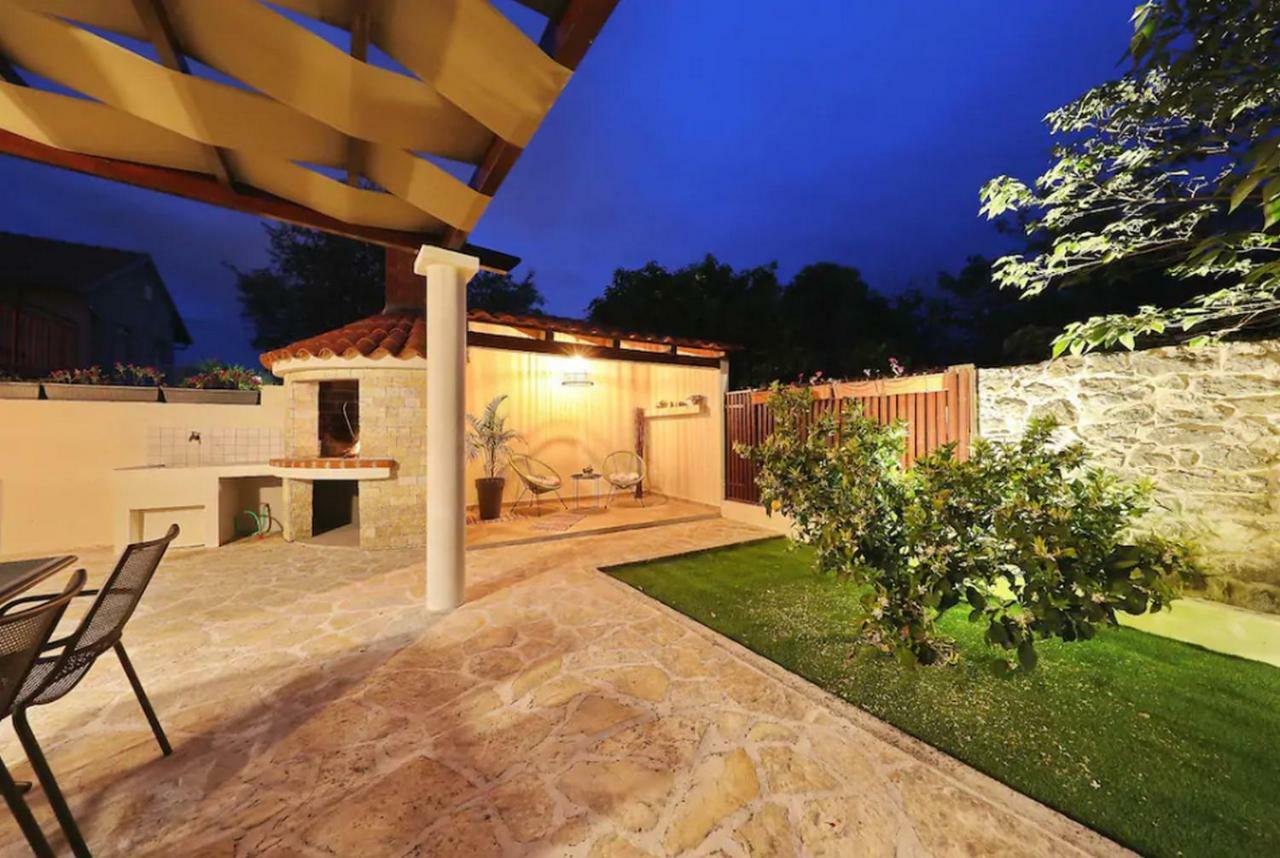 Villa Arancia Kozino Luaran gambar